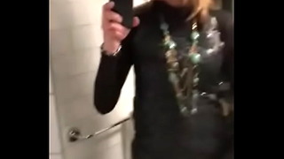 Cross-Dresser Fucking Masturbate