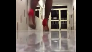 Crossdresser High Heels Song
