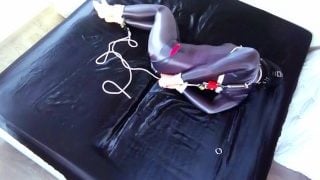 Selfbondage Hogtie Witih Ice Lock Release Shiny Crossdress