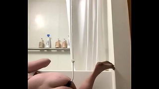 Tranny Gives Herself An Enema