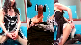 yuanladyboy：Chinese ladyboy cums completely in sex toy