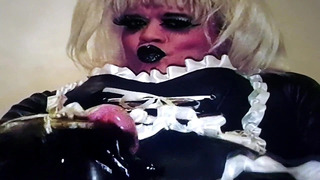 Sissy maid