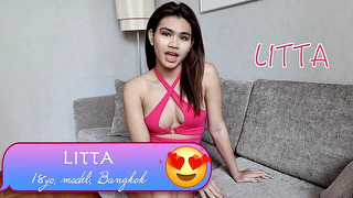 HelloLadyBoy Busty Ladyboy & Foreigner Trade Cum Shots